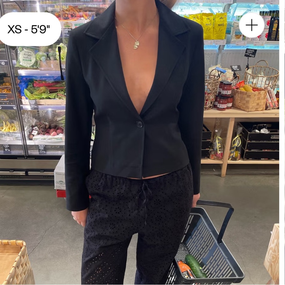 NWT - Djerf Avenue Day to Day Blazer